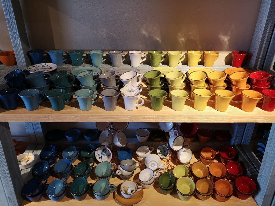 La ceramica Toscana per il caffè